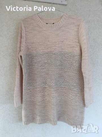 Красив пуловер, снимка 1 - Блузи с дълъг ръкав и пуловери - 22652605