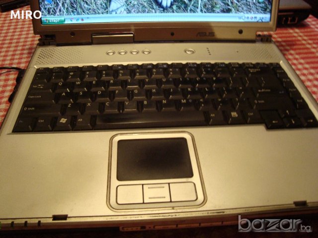 Продавам ноутбук (лаптоп) ASUS, снимка 3 - Лаптопи за дома - 20792916