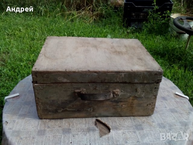 Старинен дървен куфар #2