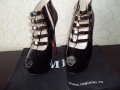 Обувки Mei , снимка 1 - Дамски боти - 21687874