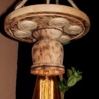 Уникална, ръчно изработена дървена битова лампа Гайтан за механа в битов/винтидж стил, снимка 1 - Лампи за таван - 19265031