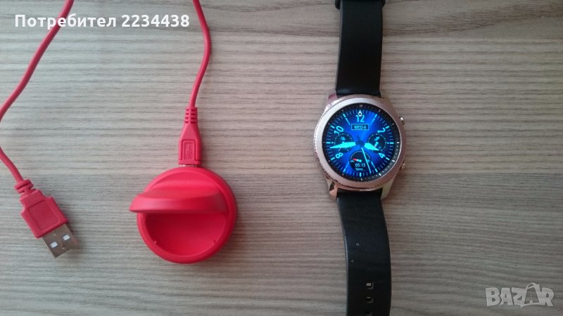 Продавам смарт чесовник samsung Gear s3, снимка 1