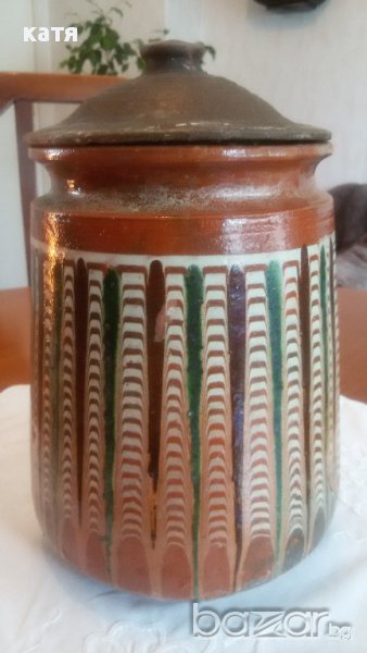 писана глинена делва с капак, снимка 1