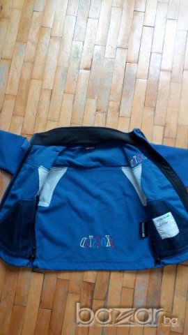 Детско яке, снимка 3 - Детски якета и елеци - 18535216