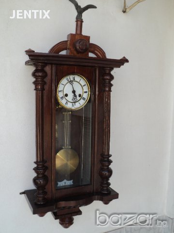 Старинен стенен часовник Густав Бекер работещ отлично с ключ 
