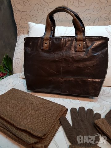 Комплект  ръкавици и шал, снимка 3 - Шалове - 23209555