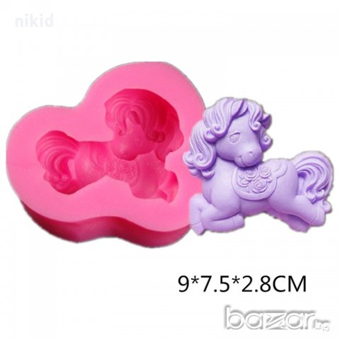  3D сладко конче пони калъп силиконов молд форма за фондан украса торта декорация сапун гипс шоколад