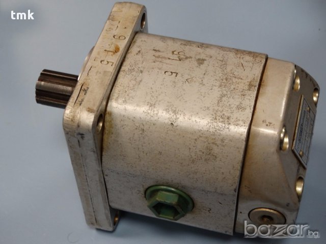 Хидравлични помпи Orsta, снимка 12 - Други машини и части - 16898421