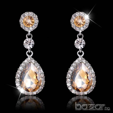 Дамски обеци с кристали, цвят шампанско
