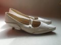 № 39 Бели обувки естествена кожа, снимка 1 - Дамски ежедневни обувки - 17990553