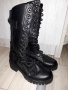 Уникални Черни дамски кожени високи боти с черни капси марка Lisa W, снимка 1 - Дамски боти - 24030360