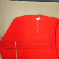 Блуза вълнена дамска, снимка 1 - Блузи с дълъг ръкав и пуловери - 20011583