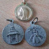  Немски медальони, снимка 1 - Колиета, медальони, синджири - 22080596
