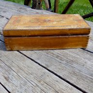 Стара дървена кутия, снимка 4 - Антикварни и старинни предмети - 18134544
