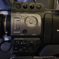Продавам професионална видеокамера JVC GY-HM750E, снимка 1 - Камери - 23670259