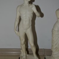 Италиански винтидж скулптури на Венера Милоска и Давид на Микеланджело, снимка 3 - Антикварни и старинни предмети - 26130591
