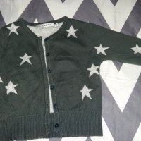 жилетка със звезди, снимка 1 - Детски пуловери и жилетки - 19030358