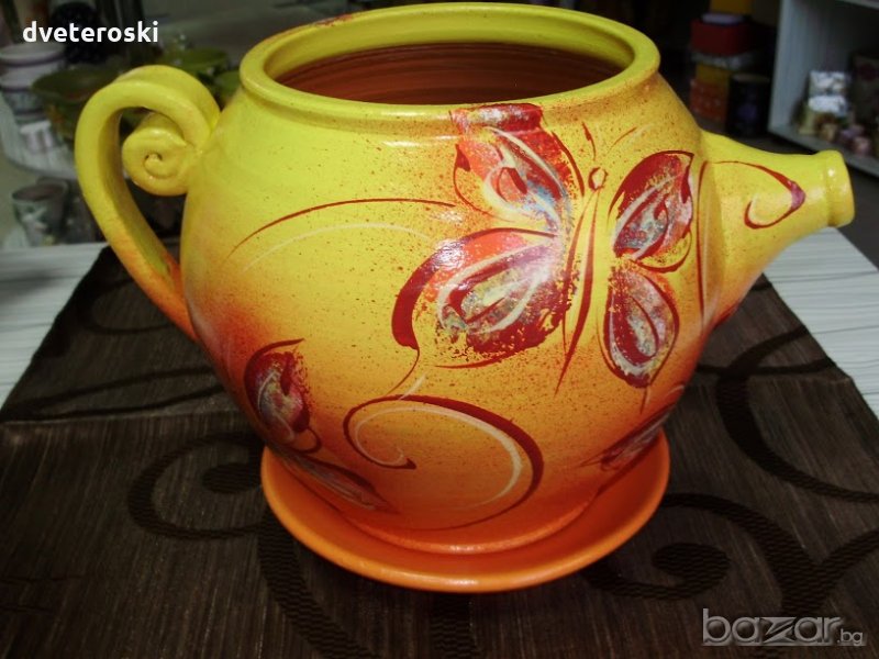 Саксия с формата на чайник, снимка 1