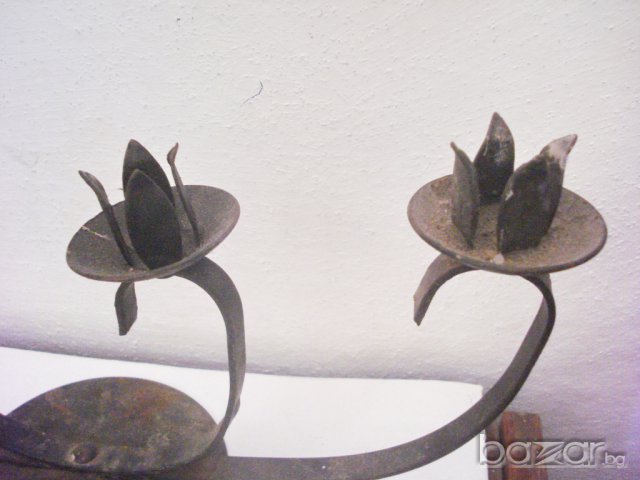 Стар свещник от ковано желязо, снимка 4 - Антикварни и старинни предмети - 8211797