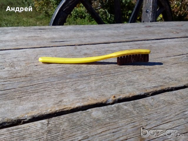 Четка за боя за обувки, снимка 4 - Антикварни и старинни предмети - 19566703
