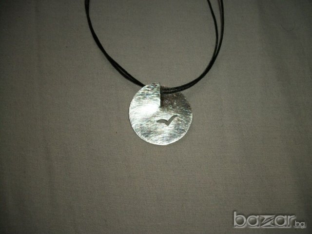 Сребърен медальон, снимка 4 - Колиета, медальони, синджири - 19840957