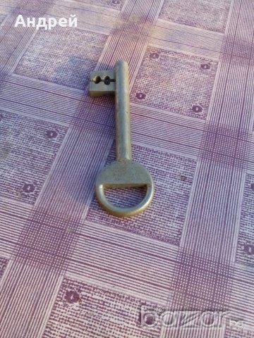 Старинен бронзов ключ, снимка 4 - Антикварни и старинни предмети - 19494997