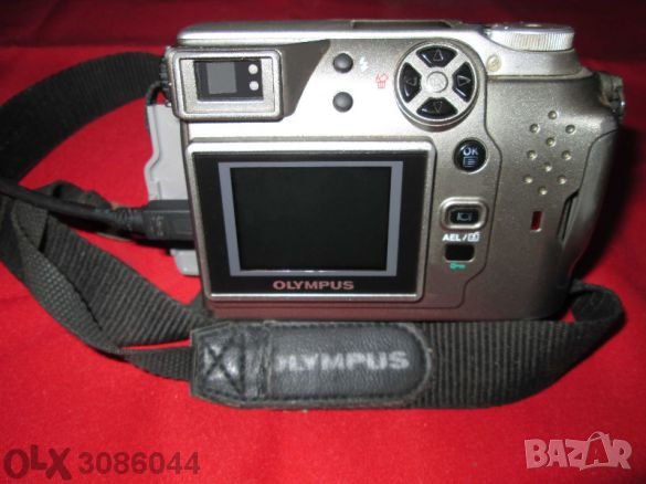 Продавам фотоапарат Олимпус, снимка 1 - Фотоапарати - 23596415