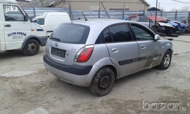Kia Rio 1.5CRDi 16V 110к.с  2007г на ЧАСТИ, снимка 4 - Автомобили и джипове - 13914456