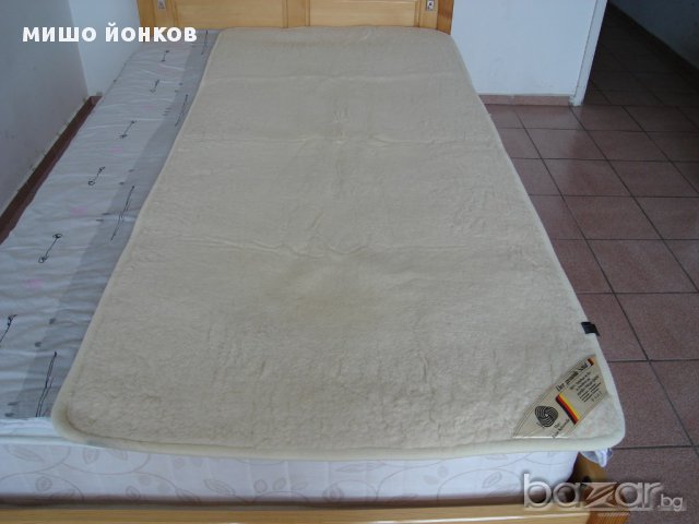 шалте върху легло/матрак/, Германия/100% schurwolle/, снимка 4 - Покривки за легло - 12164551