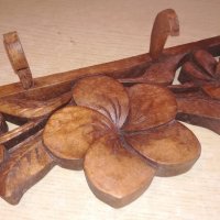 дървена закачалка с дърворезба-внос швеицария-42х13х8см, снимка 5 - Колекции - 20971433