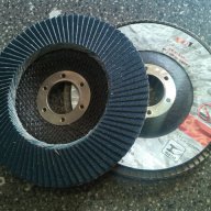 Ламелни дискове с шкурка за метал неръждавейка код: 3360 3361 3362 3363, снимка 1 - Строителни материали - 11406636