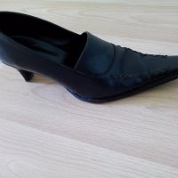 Черни обувки, снимка 3 - Дамски обувки на ток - 19454204
