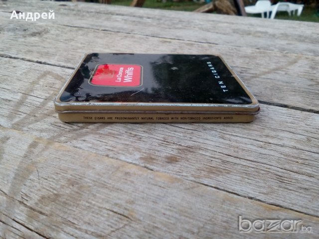 Метална табакера, снимка 2 - Антикварни и старинни предмети - 19239162