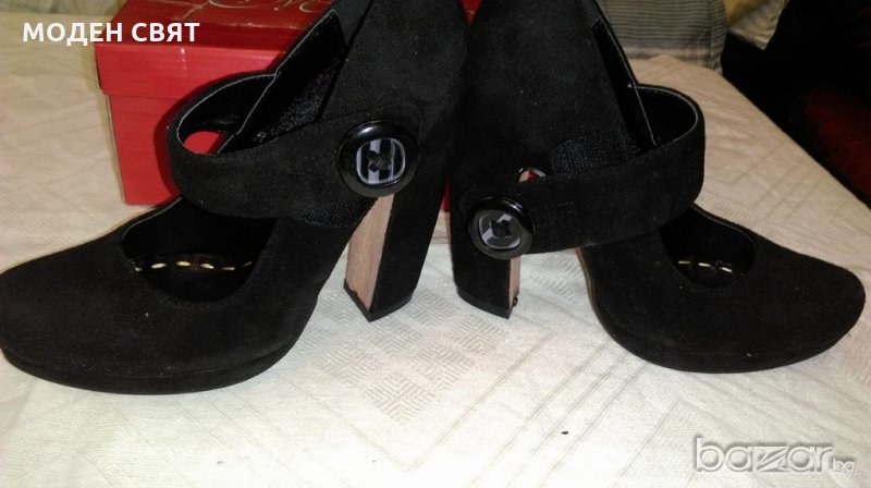 Нови велурени обувки на висок ток, снимка 1