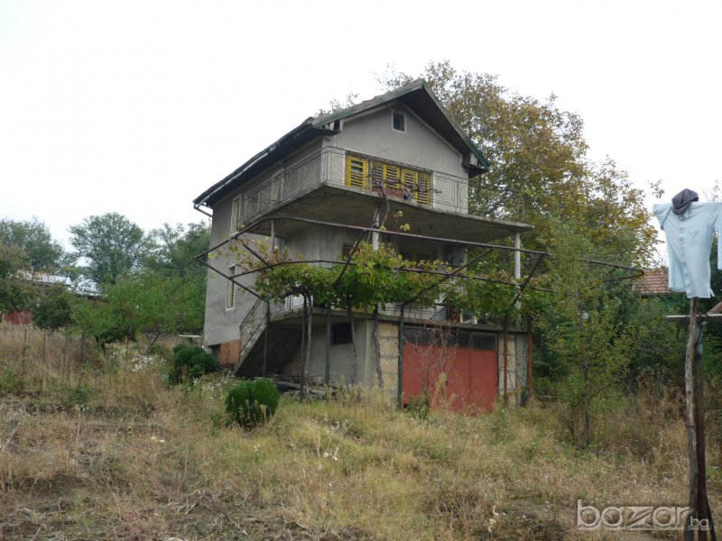 Вила в гр. Русе вилна зона Люляците, снимка 1