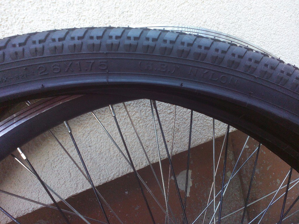 Външни гуми за велосипед 26 цола х 1.75 в Велосипеди в гр. Стара Загора -  ID11469534 — Bazar.bg