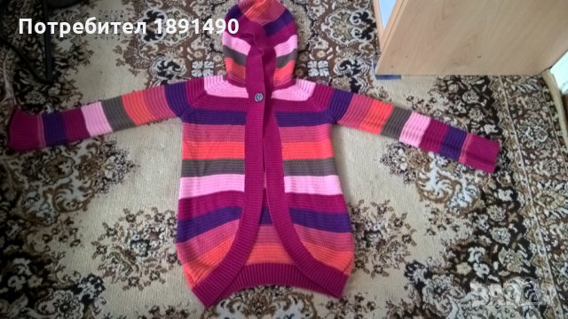 Прекрасна жилетка "GAP" с качулка, снимка 1 - Детски пуловери и жилетки - 23356381