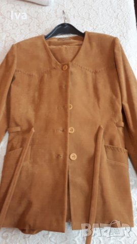 Дамски костюм, снимка 5 - Костюми - 23891683