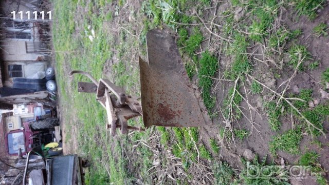 Плуг стар  волски 