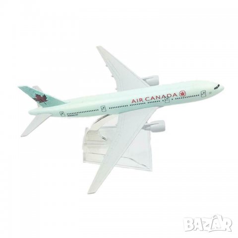 Бойнг 777 самолет модел макет Канада метален лайнер Канада  , снимка 2 - Колекции - 25789607