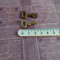 Старинен ключ,ключета, снимка 3 - Антикварни и старинни предмети - 19496489