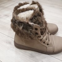 НОВИ бежови зимни обувки унисекс - топла дебела подплата с пух, снимка 2 - Мъжки боти - 23553097