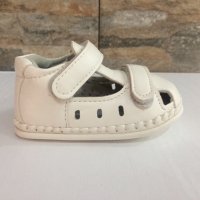 Бебешки сандалки, снимка 1 - Детски сандали и чехли - 21457503