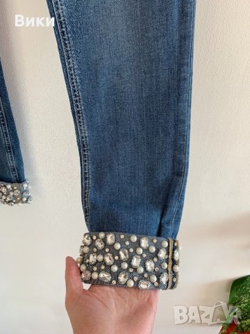 дънки Liu Jo с камъни и перли, снимка 2 - Дънки - 24948242