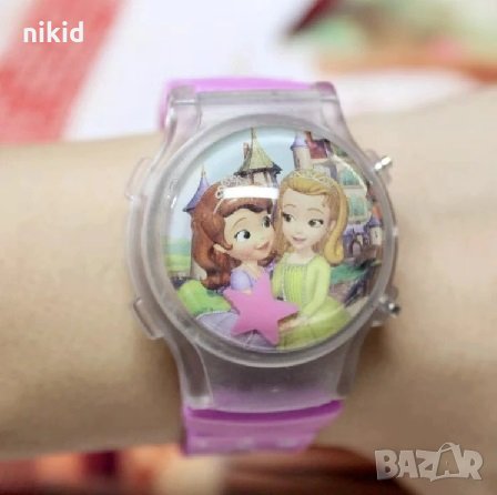 LED светещ с капаче детски дигитален ръчен часовник Принцеса София Първа