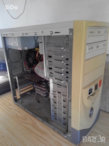 Настолен компютър ! цял или на части, снимка 1