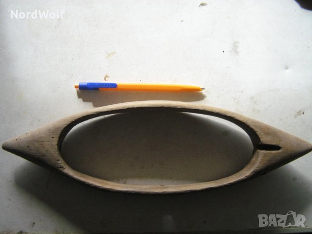 Автентична совалка от тъкачен стан