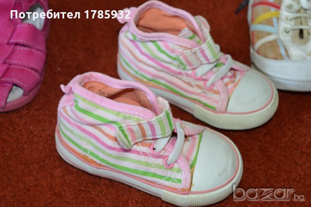 детски обувки,сандалки,домашни пантoфки, снимка 12 - Детски маратонки - 20488565