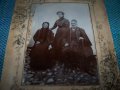 Стара фотография на българско семейство, снимка 3