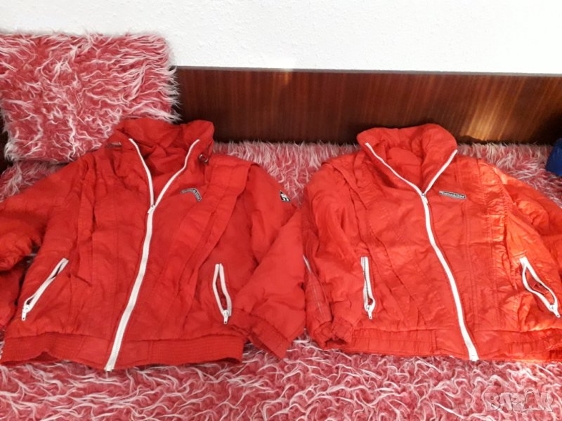 Дамски червени якета, снимка 1